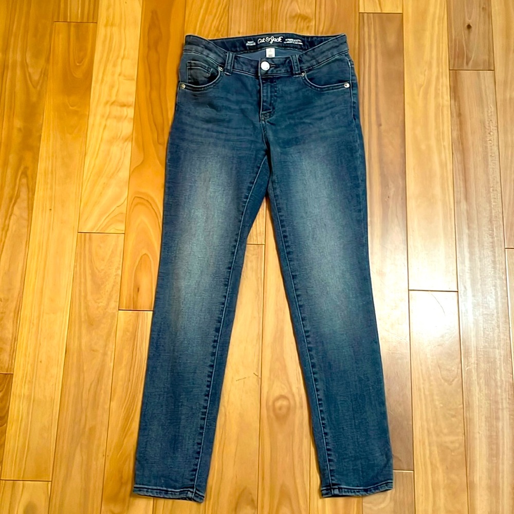 Girls Cat and Jack Ultimate stretch skinny jeans. Size 14